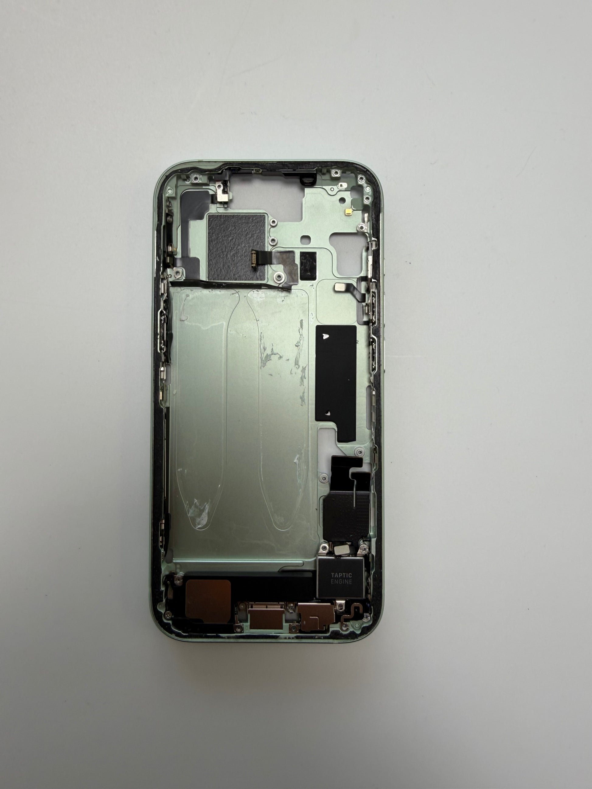 Pulled midframe met smallparts voor iPhone 15 groen (A-grade)